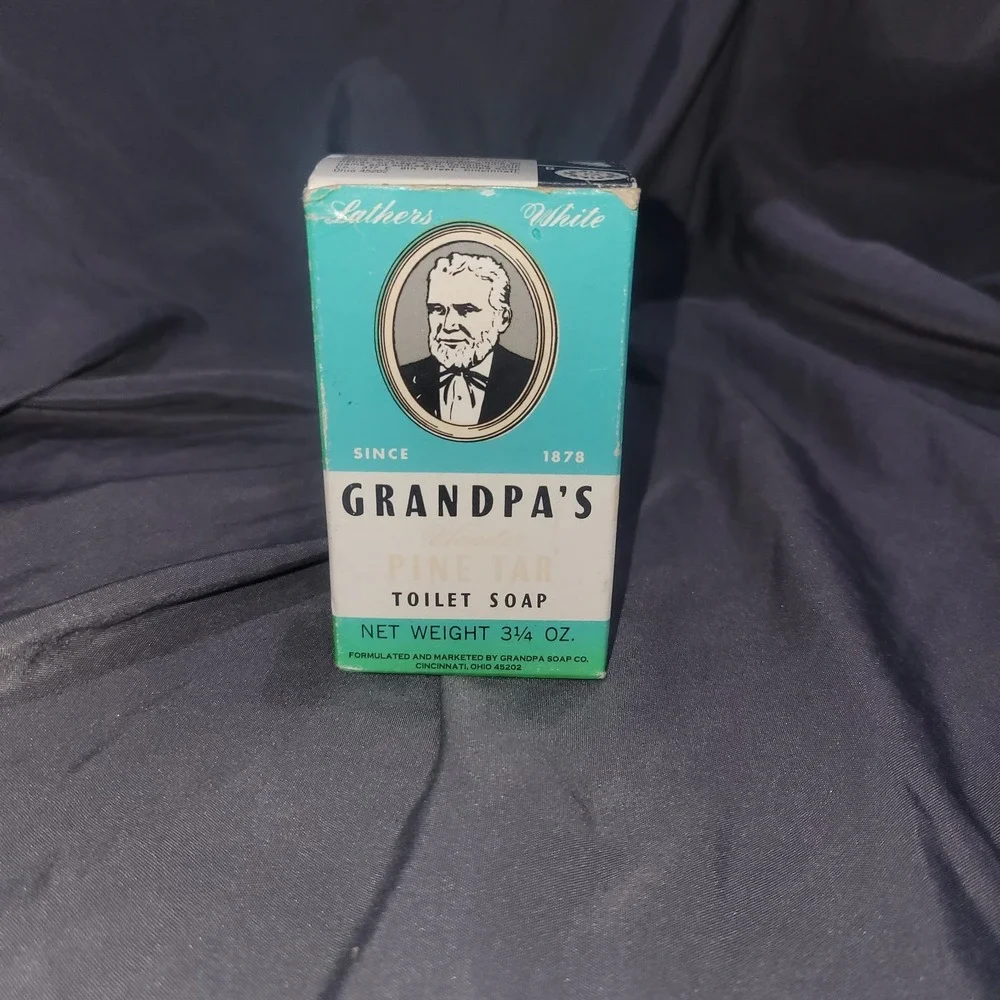 VINTAGE NOS Grandpa's Wonder Pine Tar Toilet Soap 3.25 Oz Vintage NIP